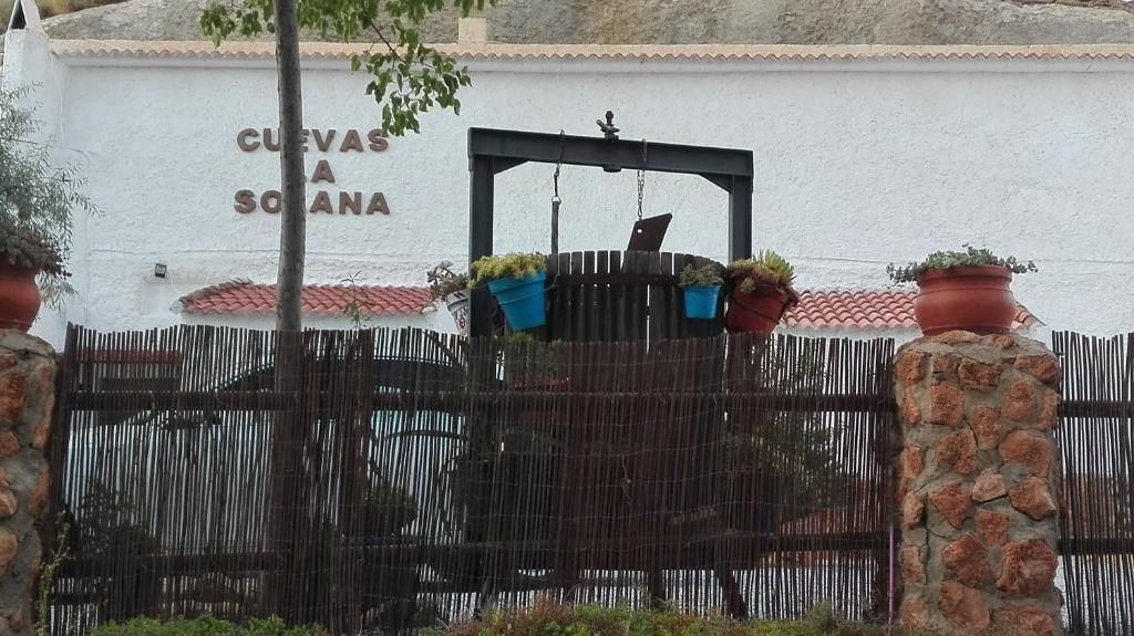 Zdjęcie z galerii obiektu Cuevas La Solana w mieście Graena