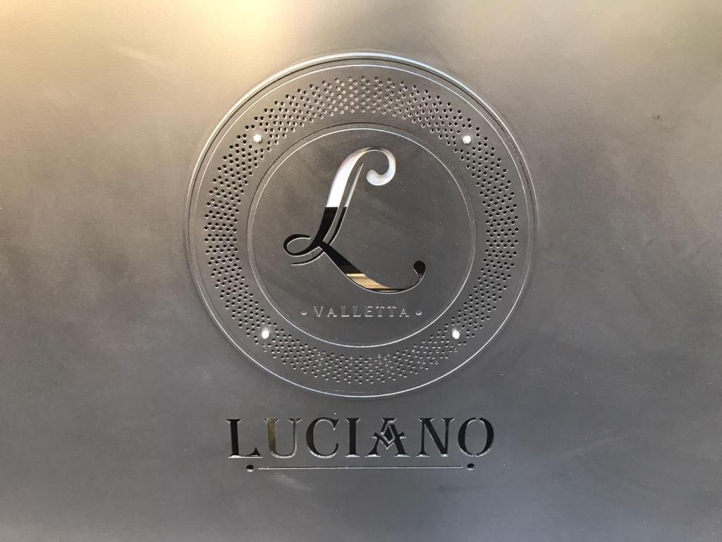 Certifikát, hodnocení, plakát nebo jiný dokument vystavený v ubytování Luciano Valletta Boutique