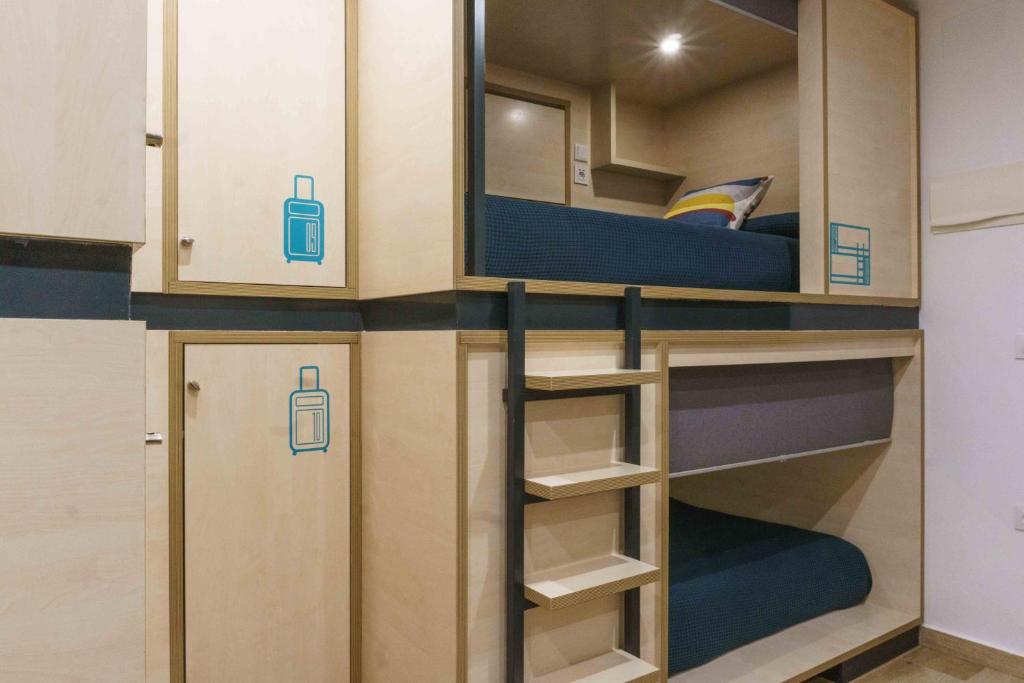 TAKE SURF Hostel Conil - Bed In 10-Bed Mixed Dormitory Room