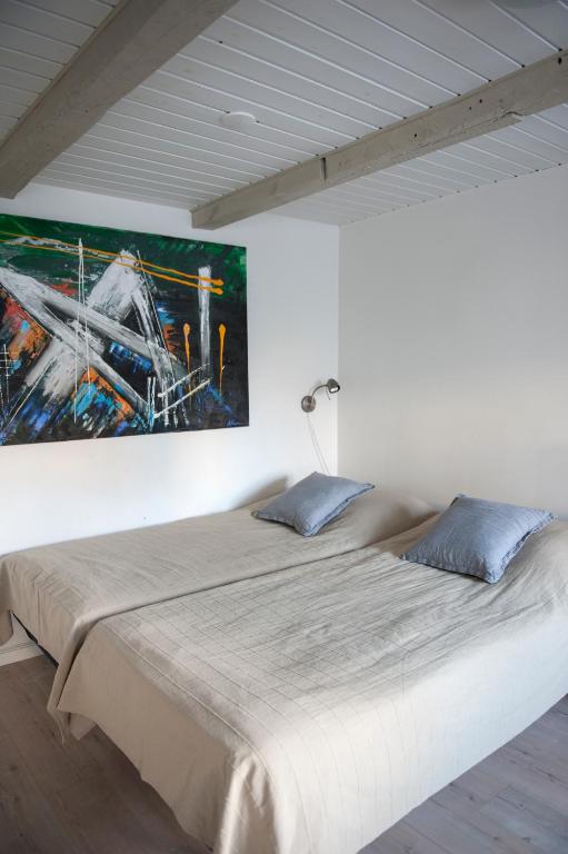 Mullbärsgårdens Rooms, Apartments & Villas - Familiekamer Met Eigen Badkamer