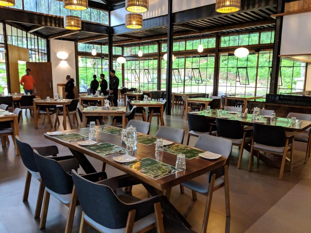 Restaurace v ubytování Ayatana Coorg