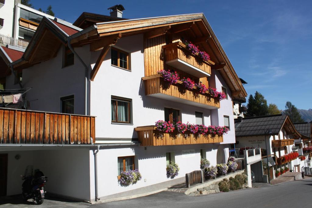 Galeriebild der Unterkunft Landhaus Flunger in Sankt Anton am Arlberg