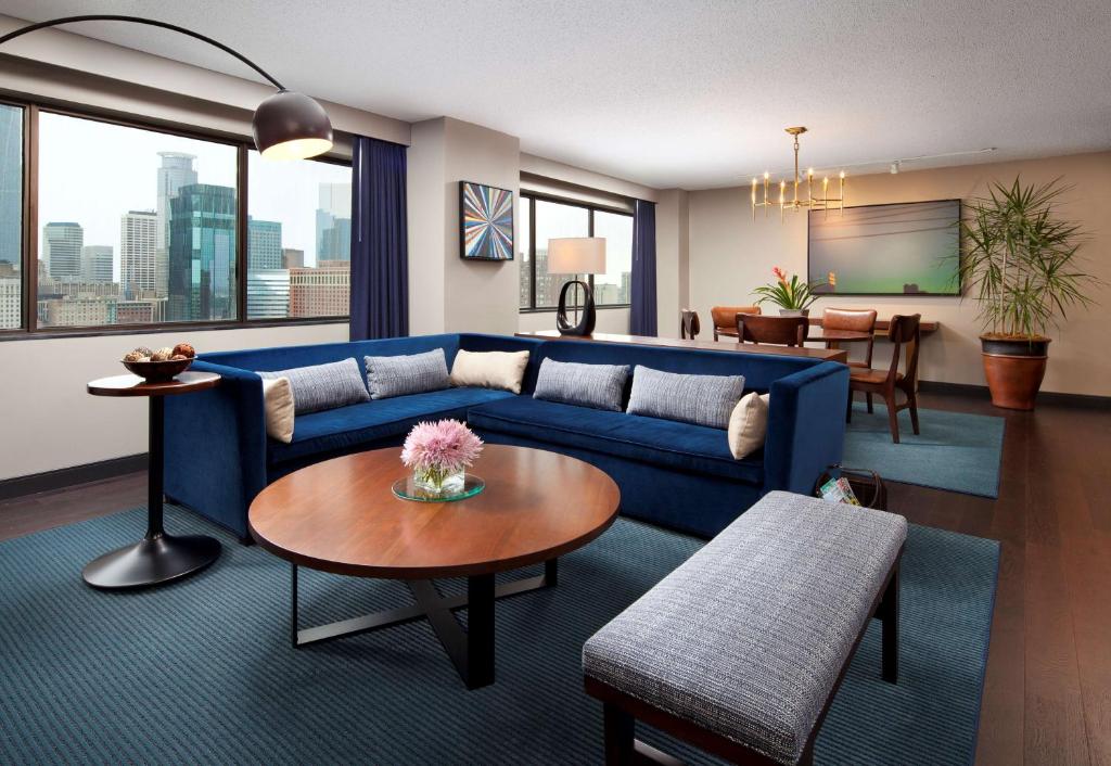Hyatt Regency Minneapolis photo