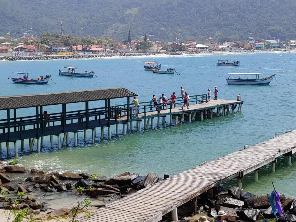 Casa Quadra da Praia Armação, Florianópolis, Brazilia