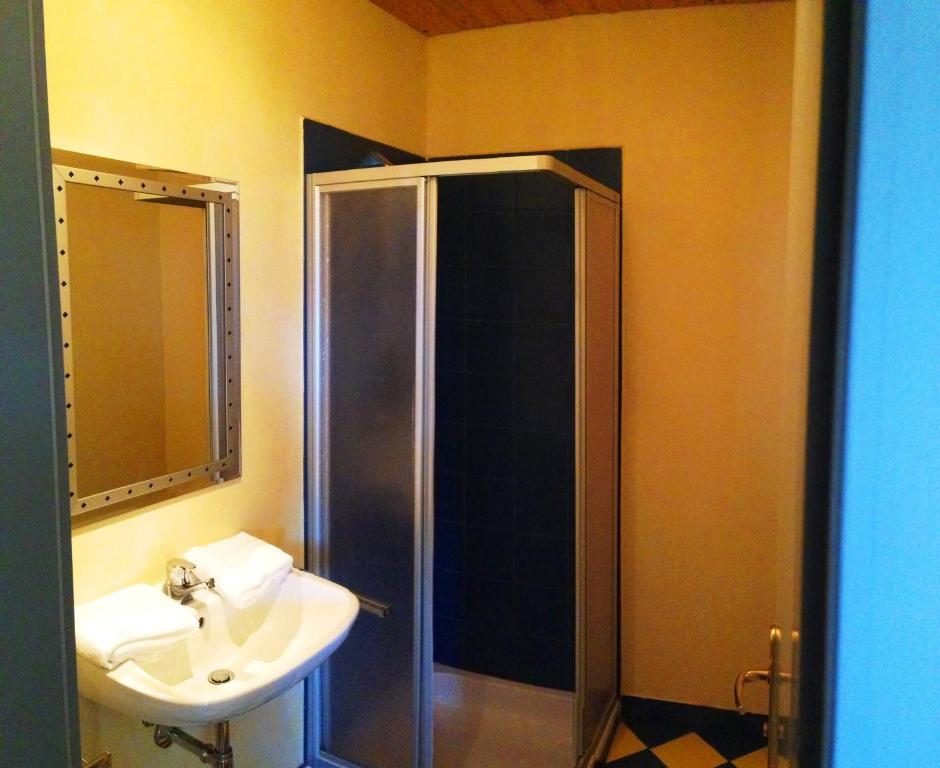 Kúpeľňa v ubytovaní Pension Haus Claudia