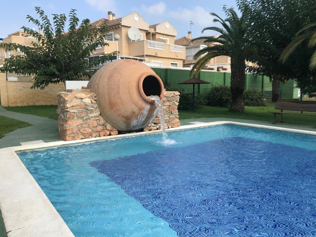 Swimmingpoolen hos eller tæt på Casa Jones