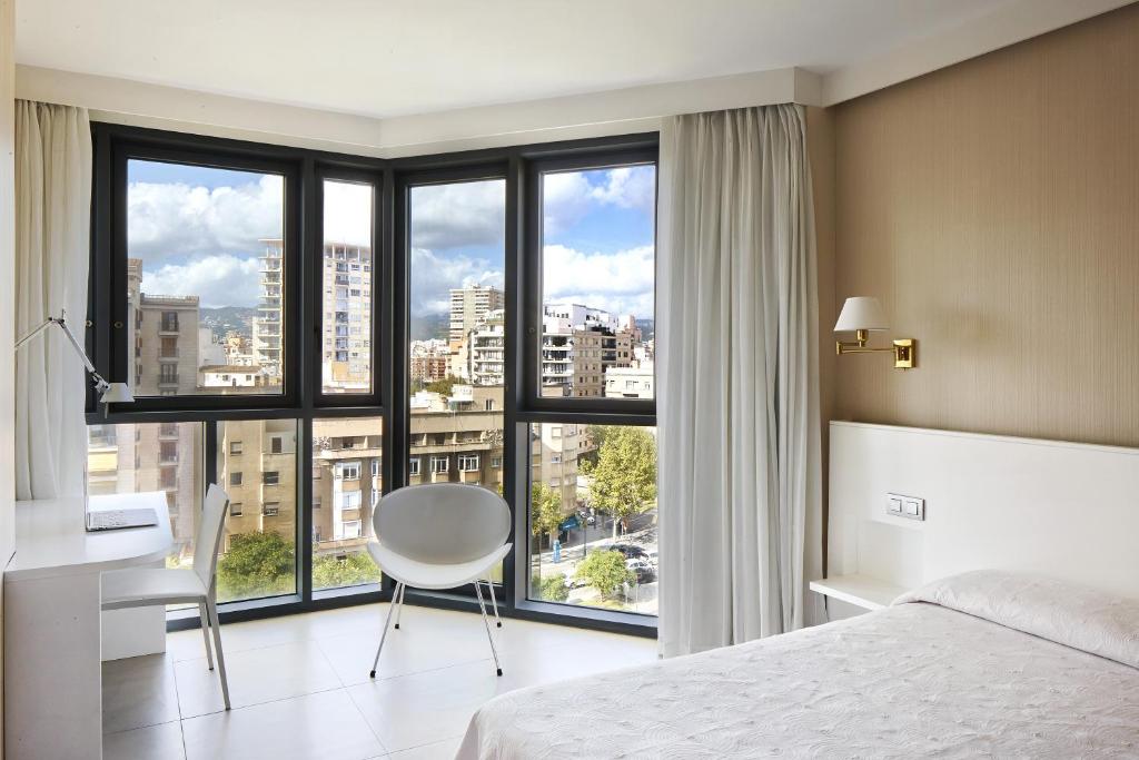 
Double or Twin Room with Paseo Mallorca view

