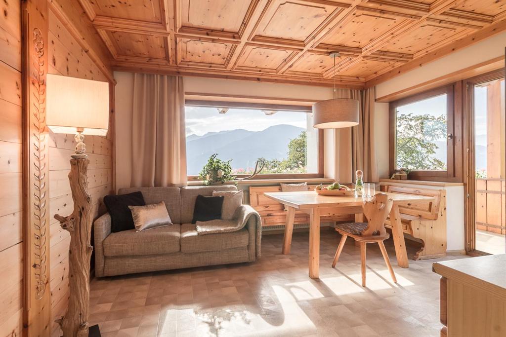 Nespecifikovaný výhled na hory nebo výhled na hory při pohledu z apartmánu