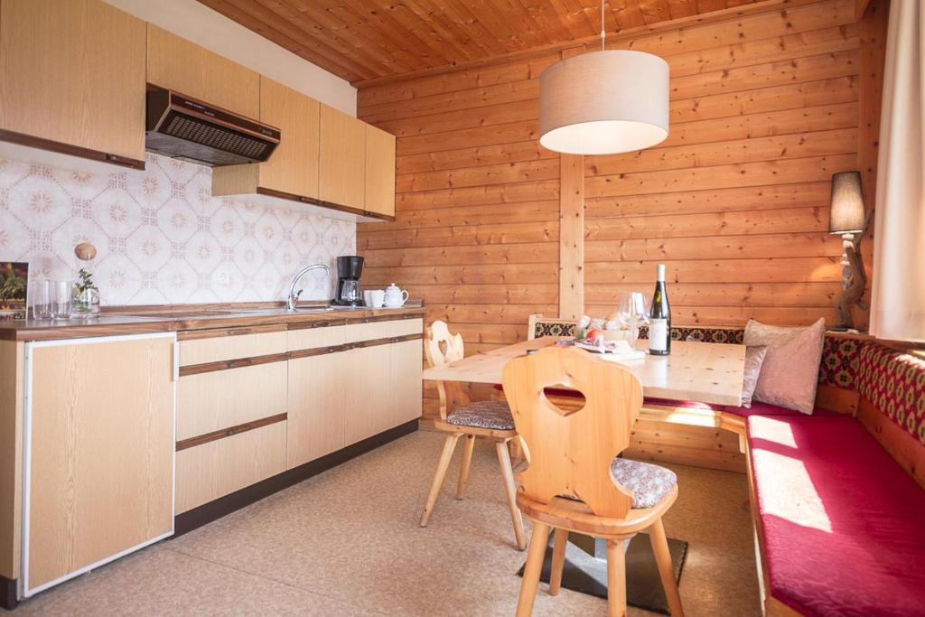 Kuchyň nebo kuchyňský kout v ubytování Appartements Kerschbaumer
