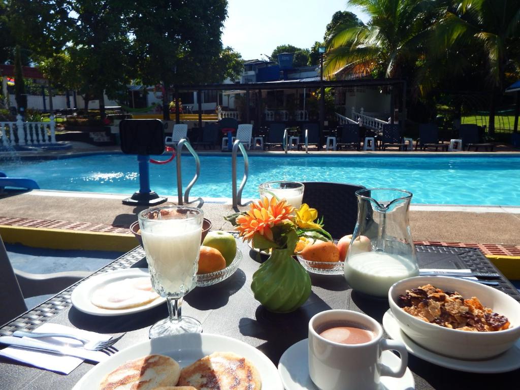Bazén v ubytování Hotel Campestre Villa Yudy nebo v jeho okolí