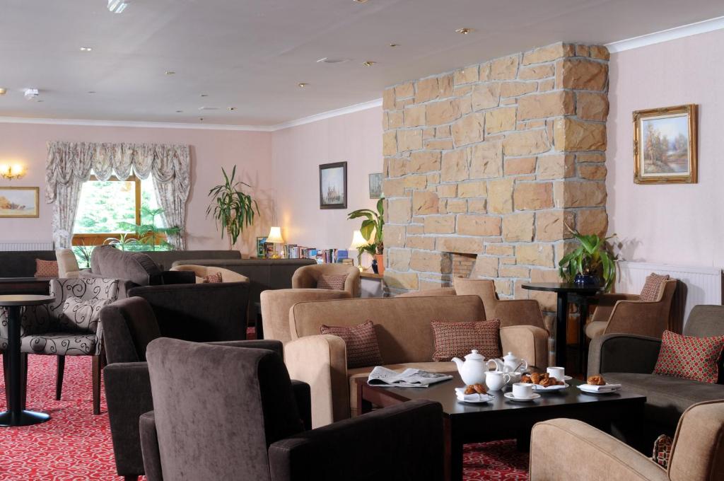 Posezení v ubytování Highlander Hotel ‘A Bespoke Hotel’