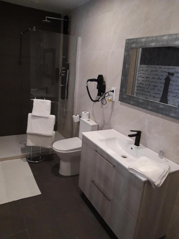 Un baño de H.Albar Mieres