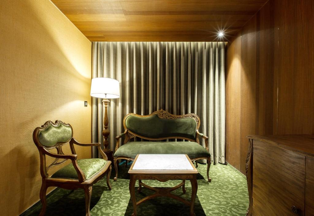 Inhouse Hotel Grand - Camera Quadrupla Deluxe