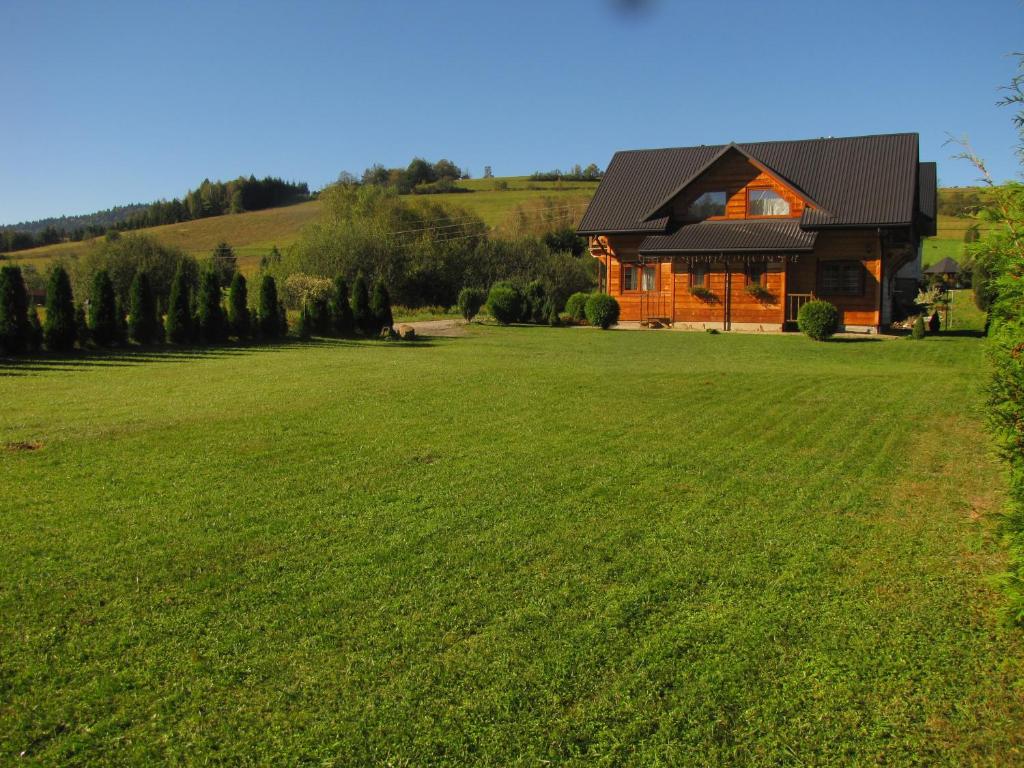 Príroda v okolí horskej chaty