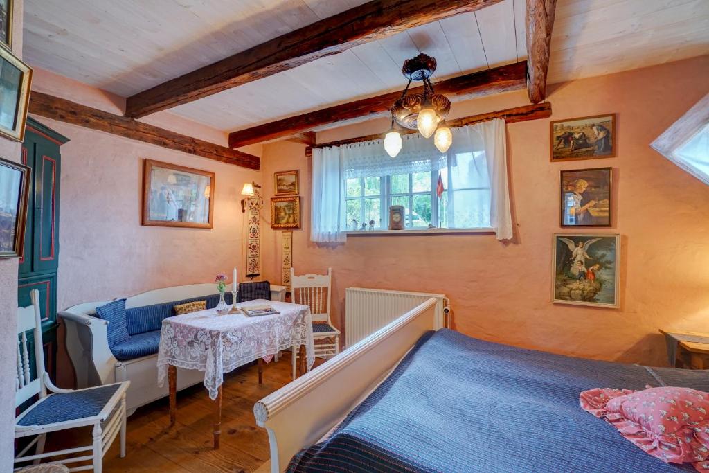 Postel nebo postele na pokoji v ubytování Svostrup Kro