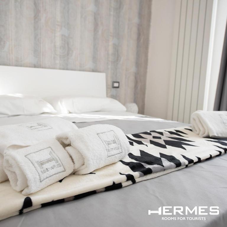 Postel nebo postele na pokoji v ubytování Hermes rooms for tourists
