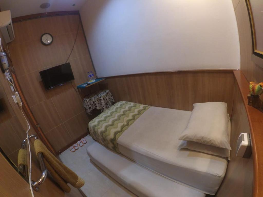 TV a/nebo společenská místnost v ubytování The Cabin Hotel Gandekan