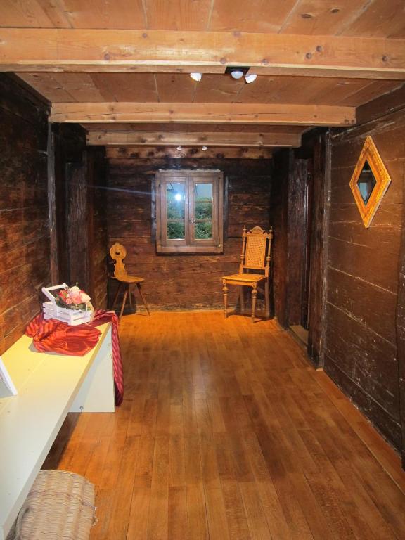 Posezení v ubytování Hostel Rotschuo Jugend- und Familienferien
