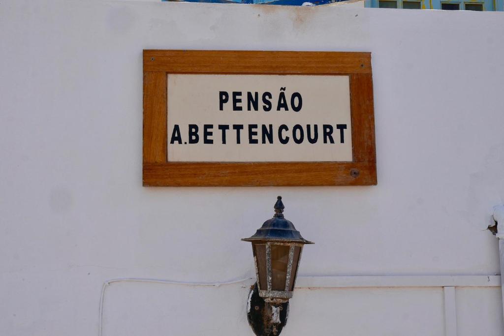 Certifikát, hodnocení, plakát nebo jiný dokument vystavený v ubytování Pensão Alcinda Bettencourt 100 meters to the Beachfront