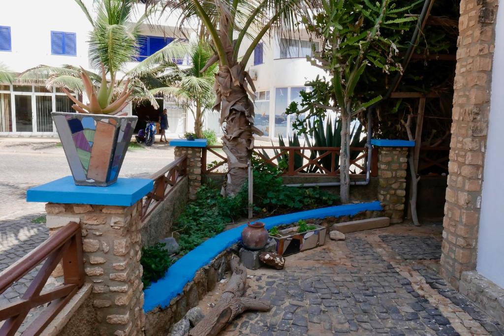 Fotografie z fotogalerie ubytování Pensão Alcinda Bettencourt 100 meters to the Beachfront v destinaci Santa Maria