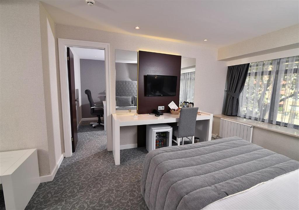 Güvenay Business Hotel - Suite