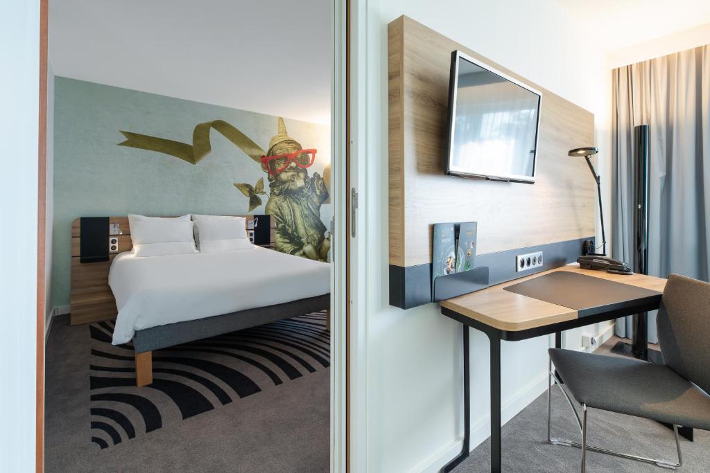 Novotel Wrocław City - 10