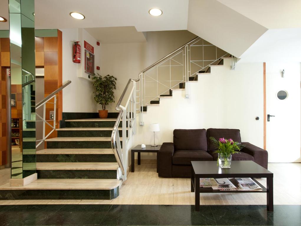Posedenie v ubytovaní Hotel Madrid Torrejon Plaza