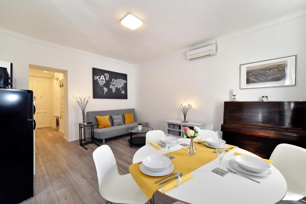 Posedenie v ubytovaní Agape Zagreb Apartments
