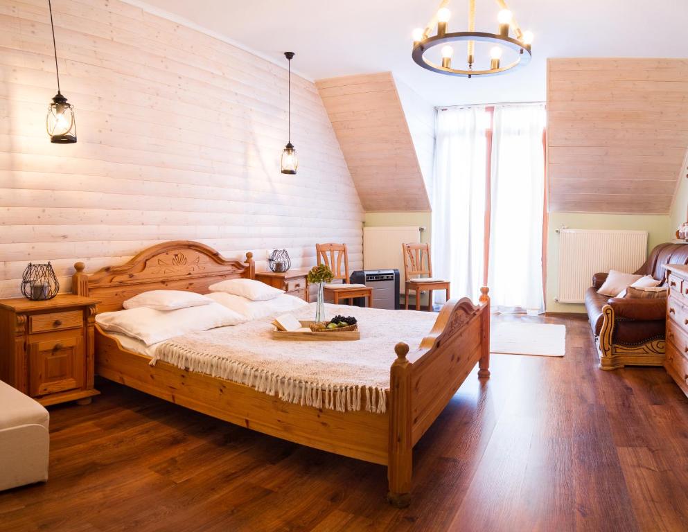 Llit o llits en una habitació de Hangya Panzió és Étterem