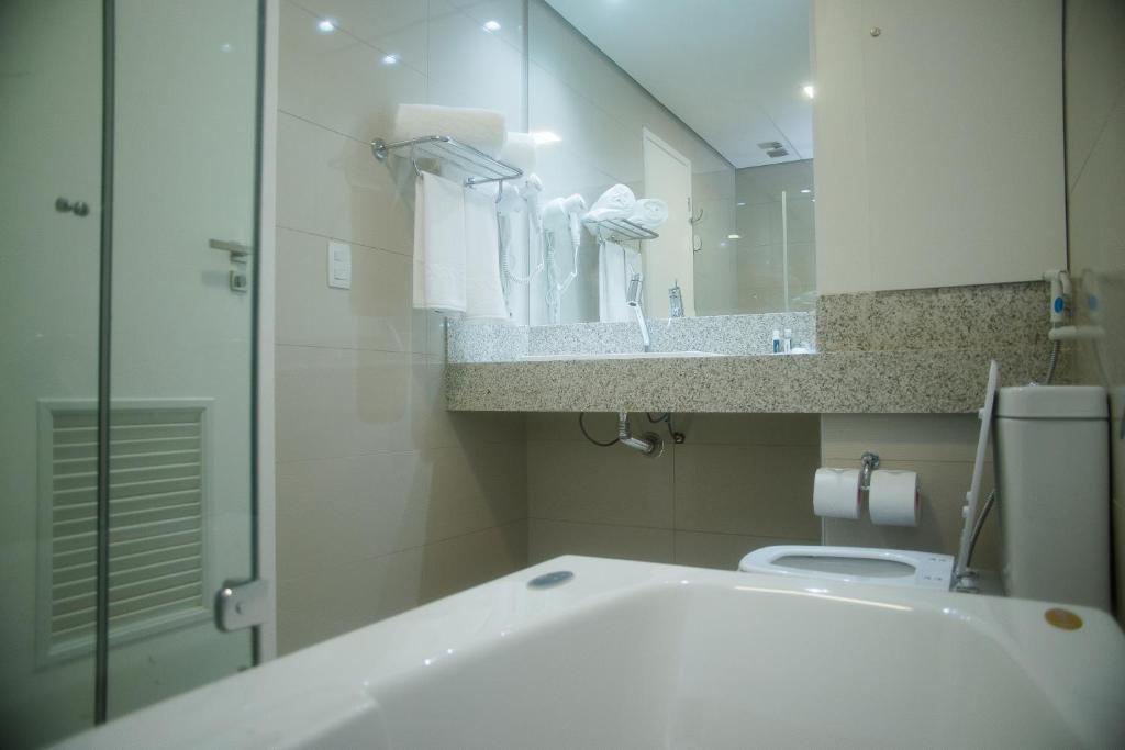  Hotel San Diego Suítes