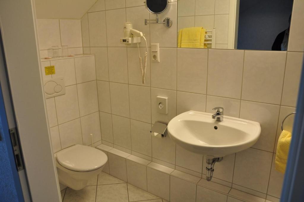 Koupelna v ubytování Hotel Bürgerhof