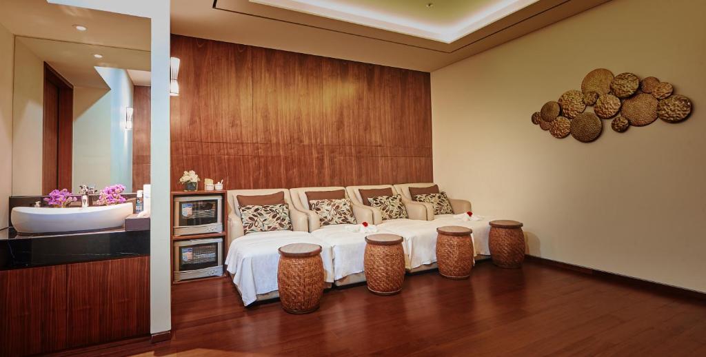 Posezení v ubytování Lotte Hotel Saigon