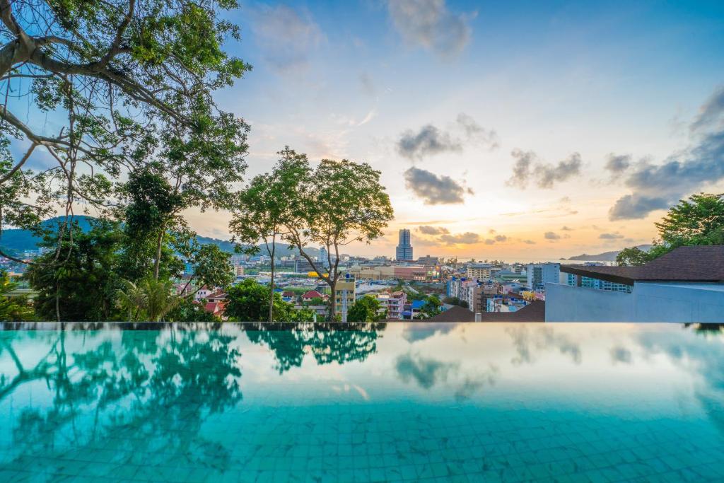 Bazén v ubytování The Senses Resort & Pool Villas, PHUKET nebo v jeho okolí