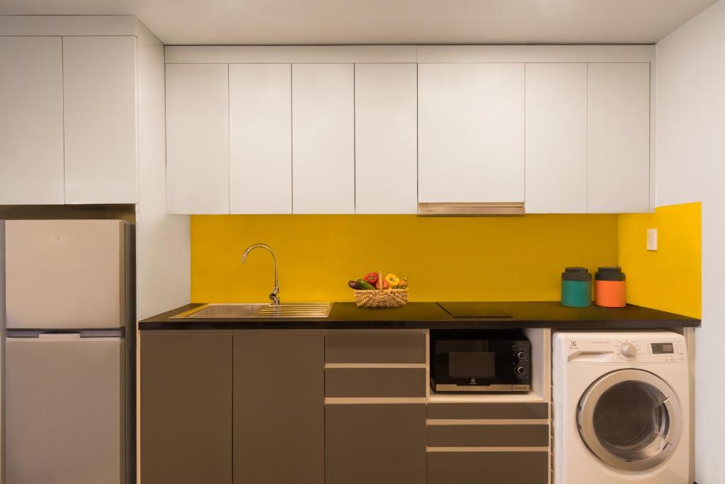 Kuchyň nebo kuchyňský kout v ubytování Citadines Central Binh Duong