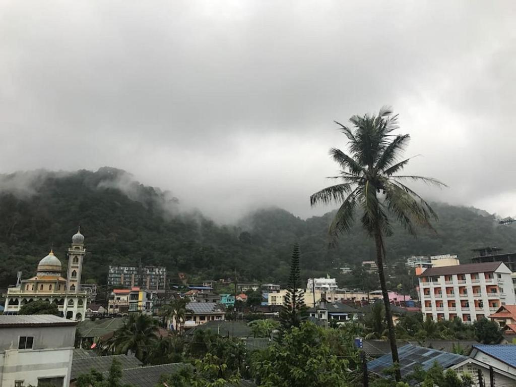 The Deck Patong by VIP - Resim 38