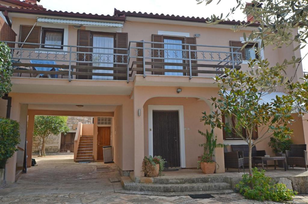 Budova, kde se apartmán nachází