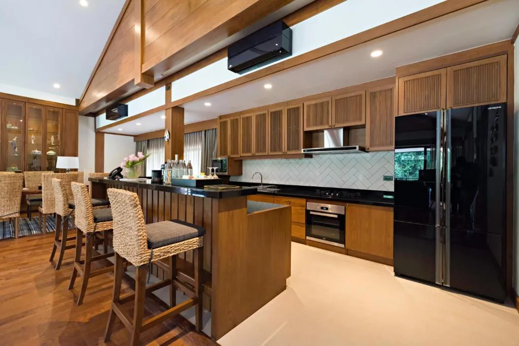 One-Bedroom Royal Residence