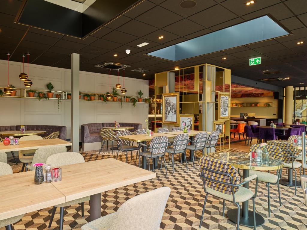Restaurace v ubytování Hotel Restaurant Grandcafé 't Voorhuys