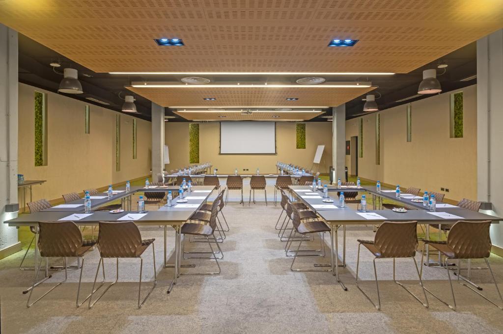 Aravaca Village Hotel - Resim 36