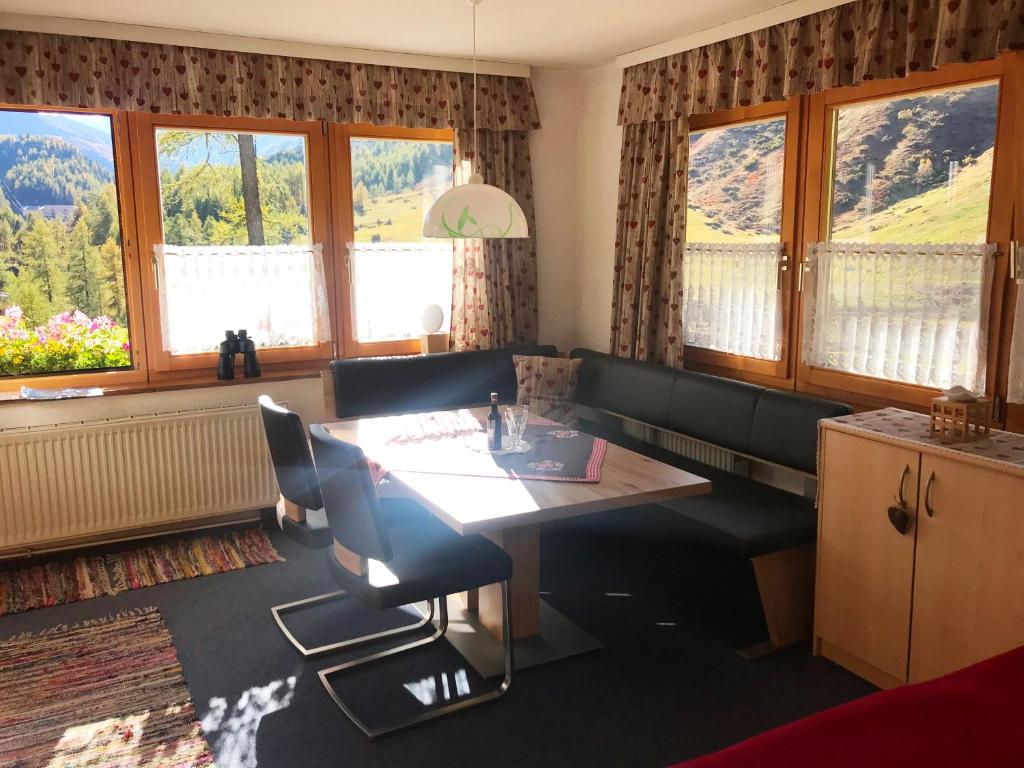Posezení v ubytování Apartment Gletscherbergblick