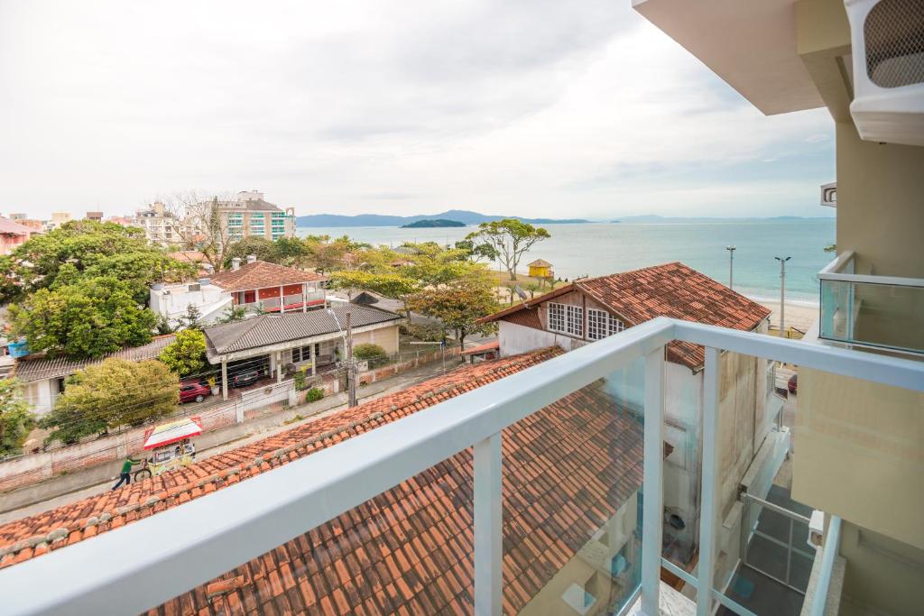  Apart Hotel Roberto Monteiro