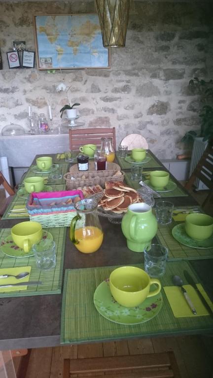 Jídlo v bed and breakfast nebo okolí