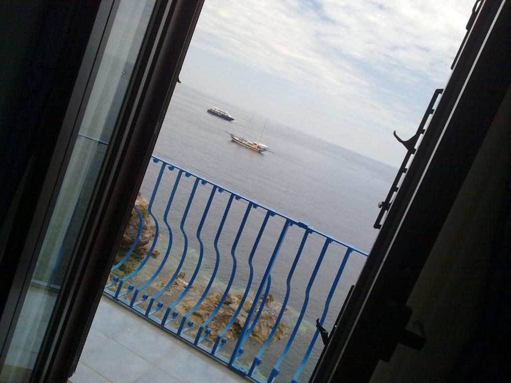 Nespecifikovaný výhled na moře nebo výhled na moře při pohledu z hotelu