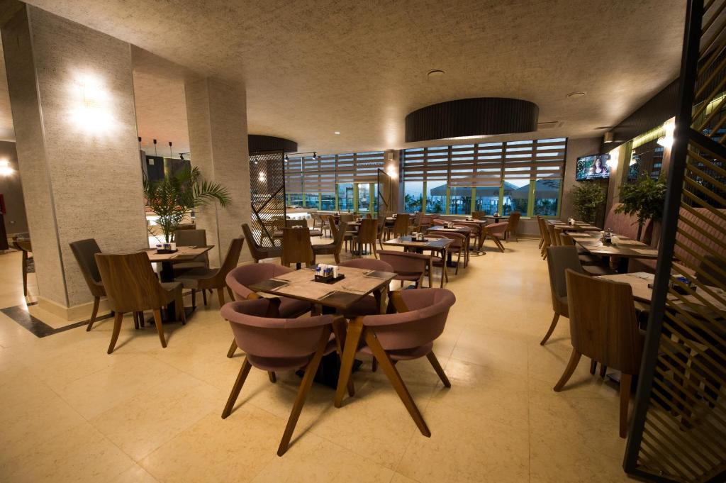 Restaurace v ubytování Hotel Malibu