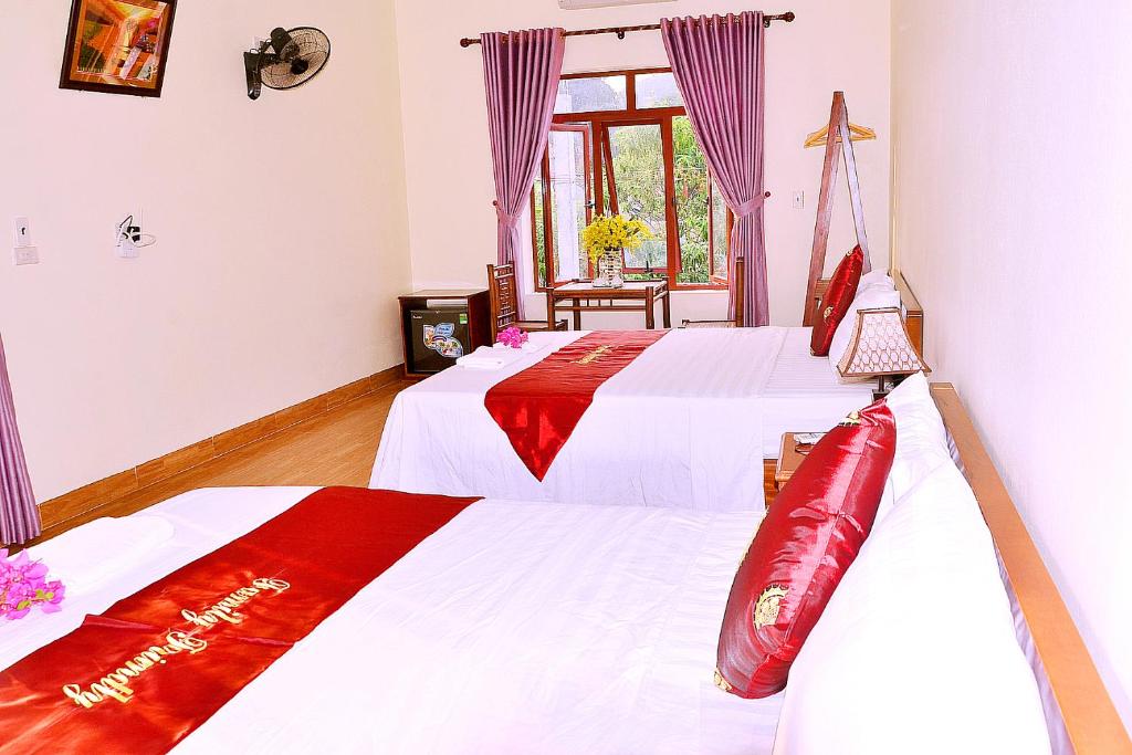 Tam Coc Family Friendly Homestay - Pièce Quadruple Avec Vue Sur La Montagne