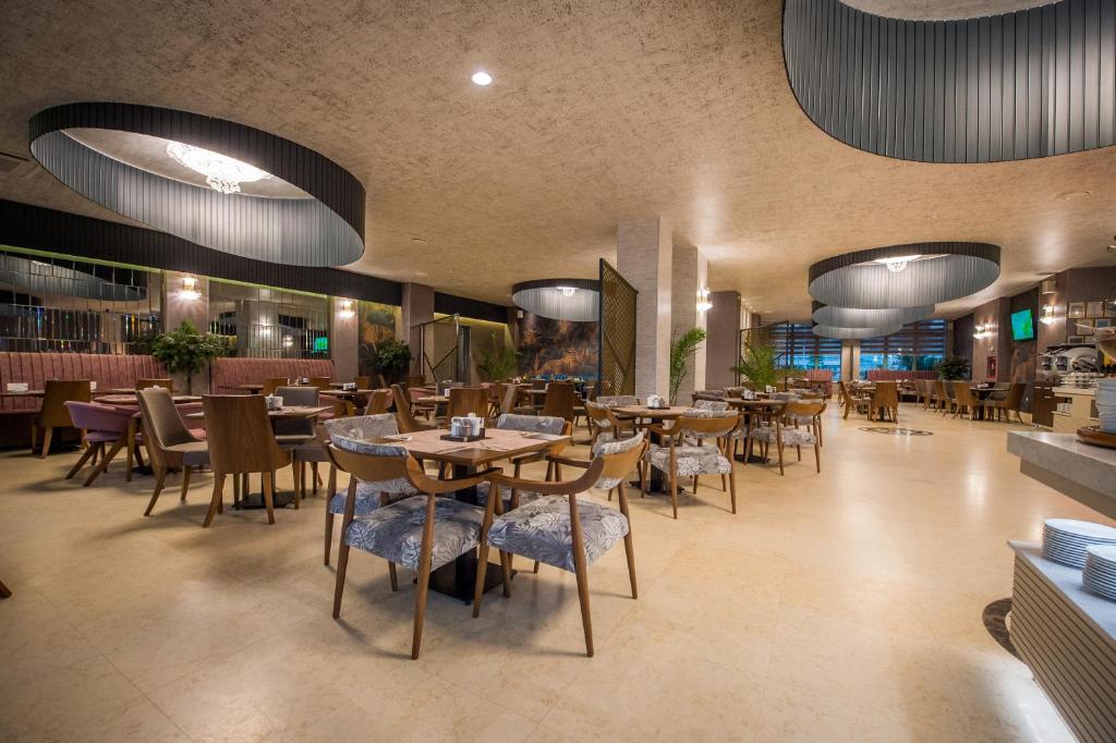 Restaurace v ubytování Hotel Malibu