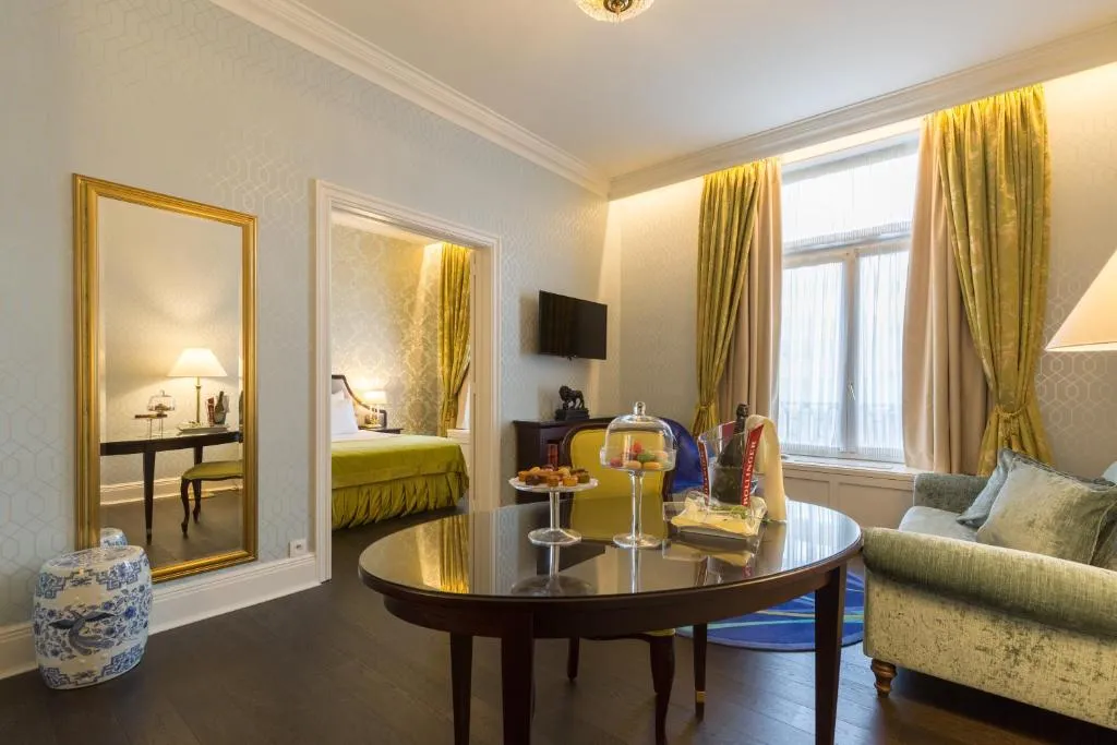 Suite
