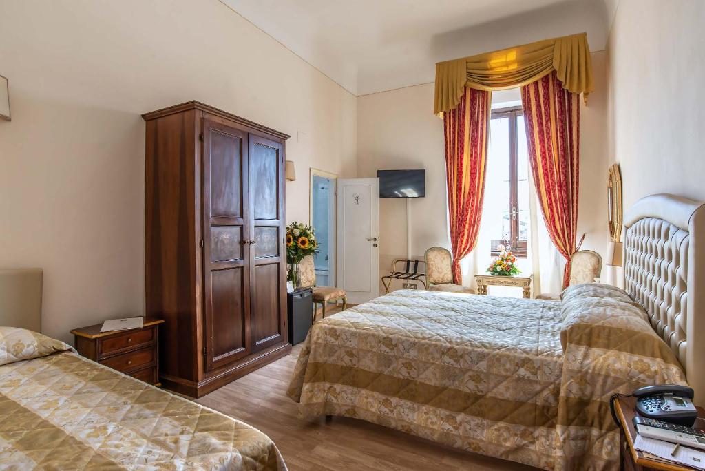 Hotel Paris - Resim 22