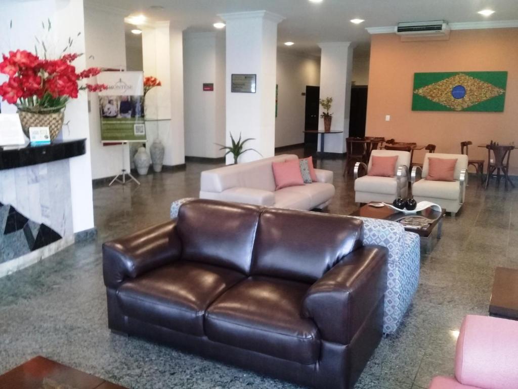  Summit Montese Tower Hotel