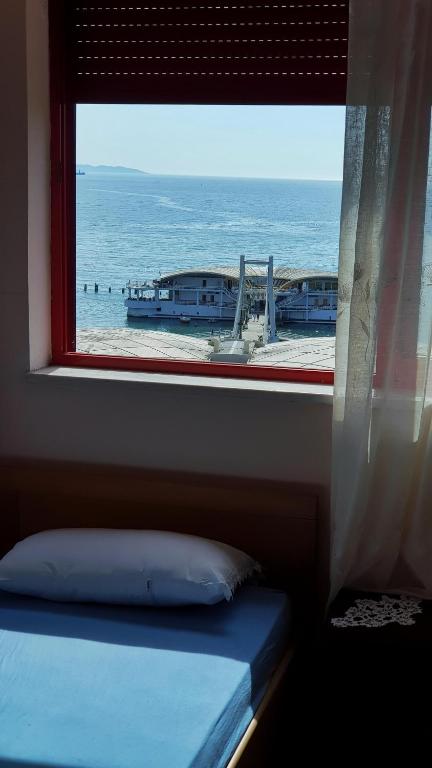 2 Room City-Sea apartment - Image 6